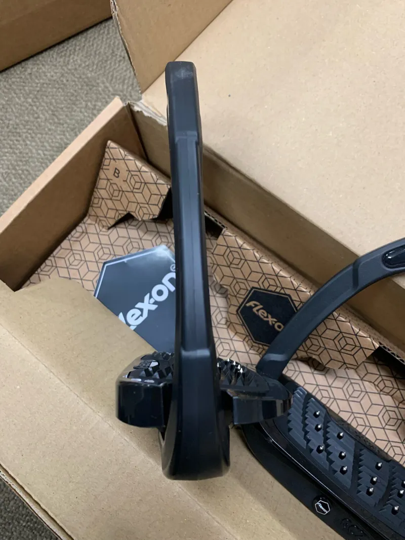 Flex-on Green Composite Charcoal-2