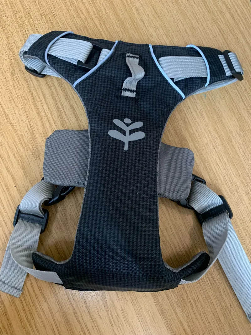 Sotnos Travel Safety and Walking Harness Grey