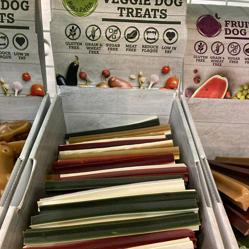 Miro and Makauri Vegan Dog Treats - Maks Patch Vegetarian Star Sticks-1